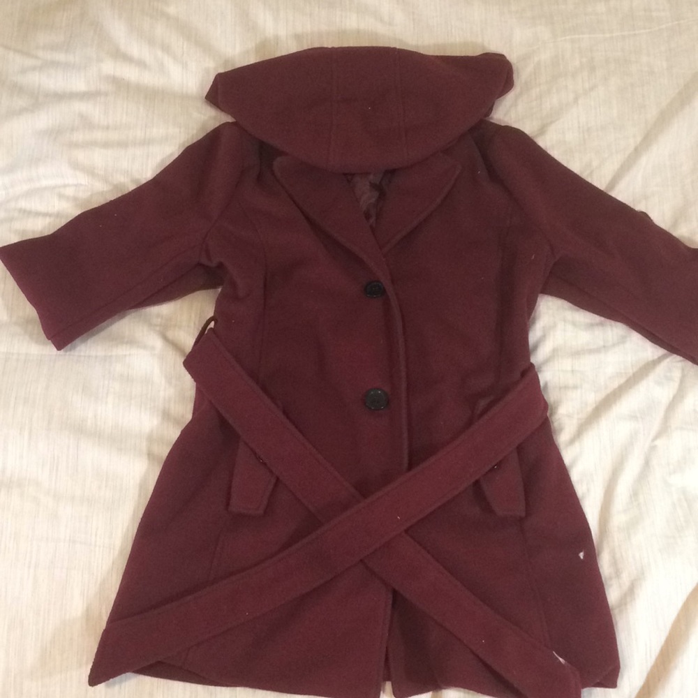 Forever 21 women’s size M maroon coat